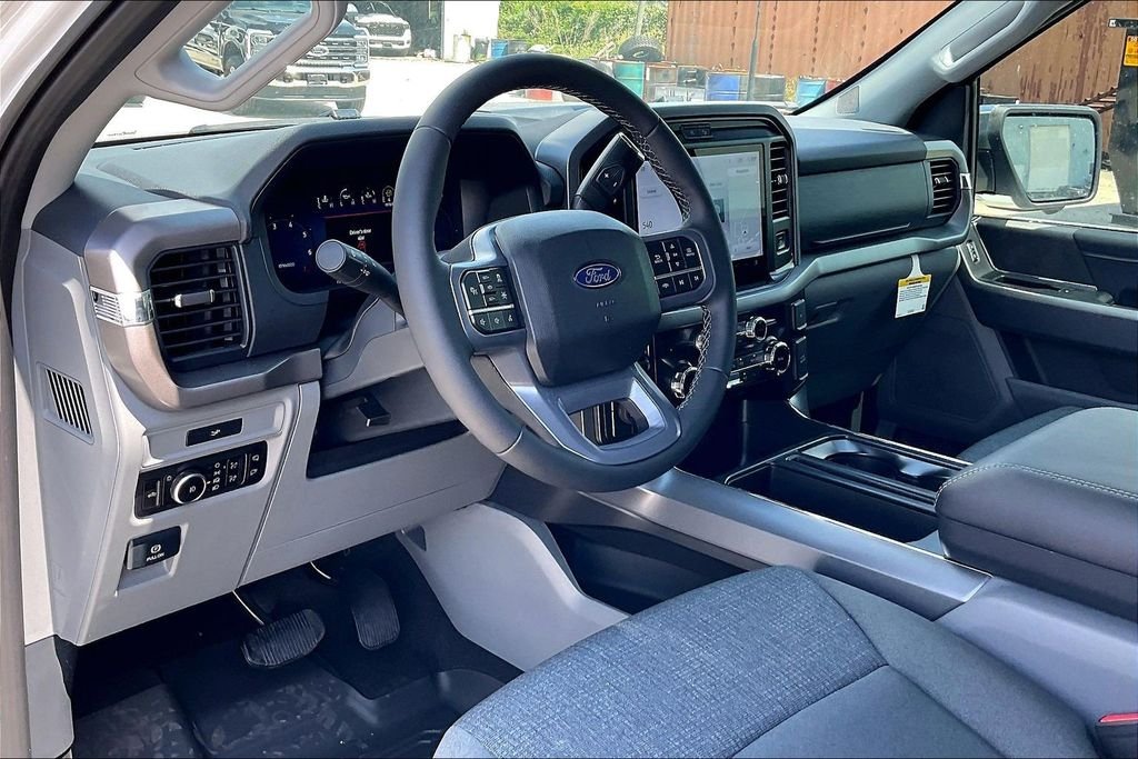 New 2026 Ford F-150 XLT 4D SuperCrew