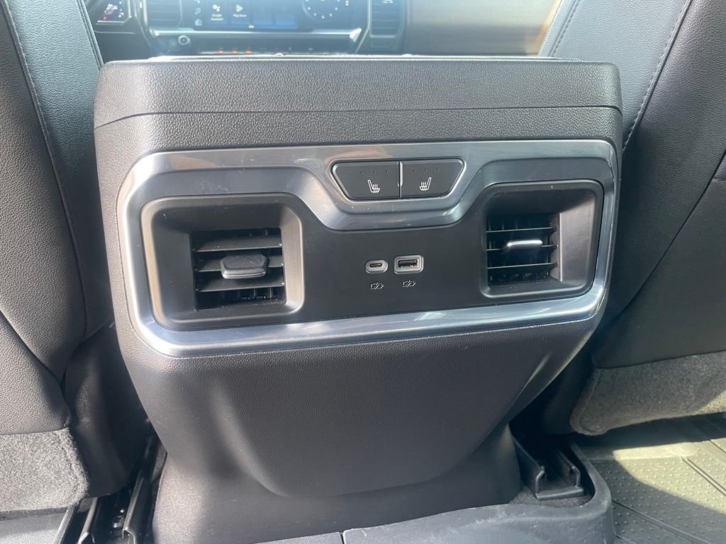 Used 2023 Red Chevrolet High Country image 49