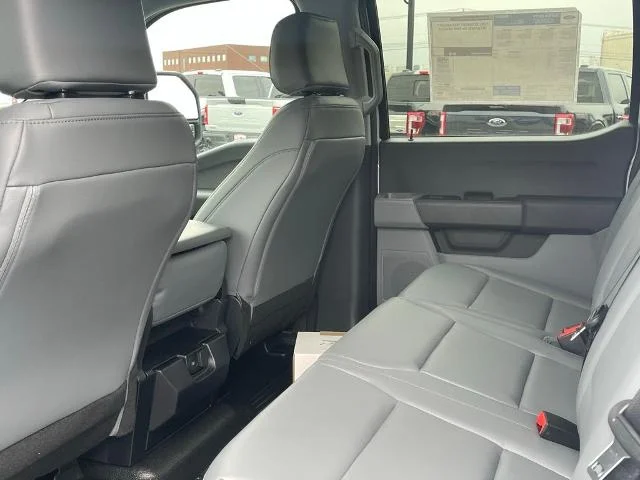 New 2026 Oxford White Ford F-350® XL image 21