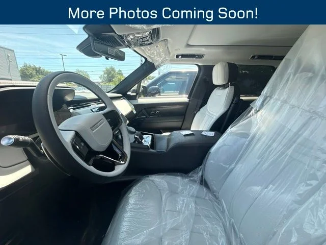 New 2026 Varesine Blue Land Rover Dynamic SE image 2