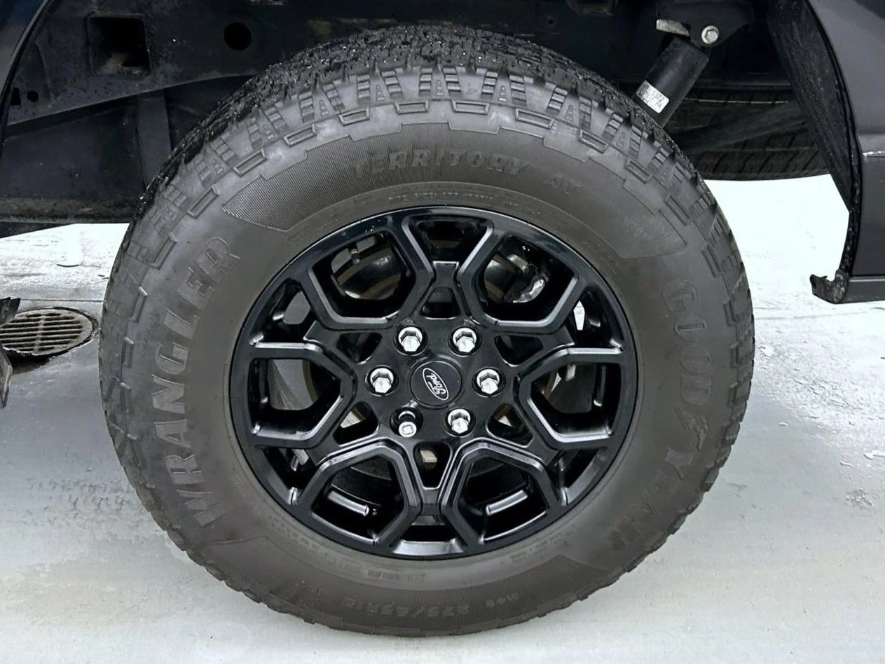 Used 2024 Black Ford XLT image 23