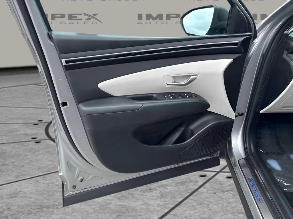 Used 2024 Silver Hyundai SEL image 22