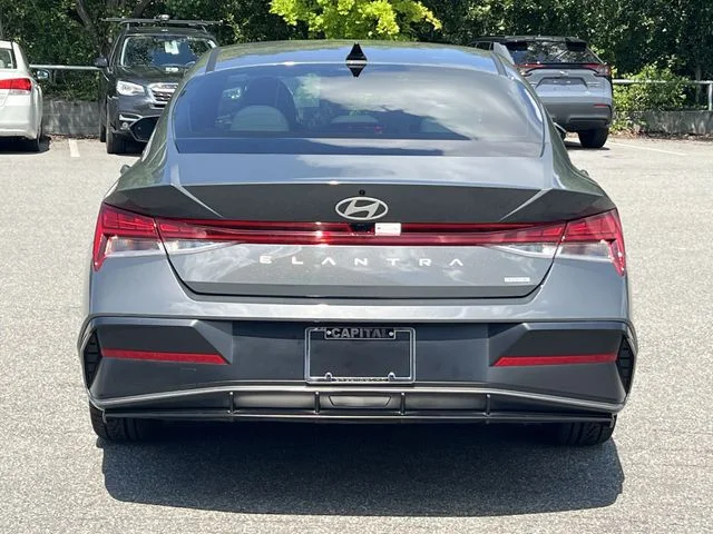 Used 2025 Gray Hyundai Limited image 12
