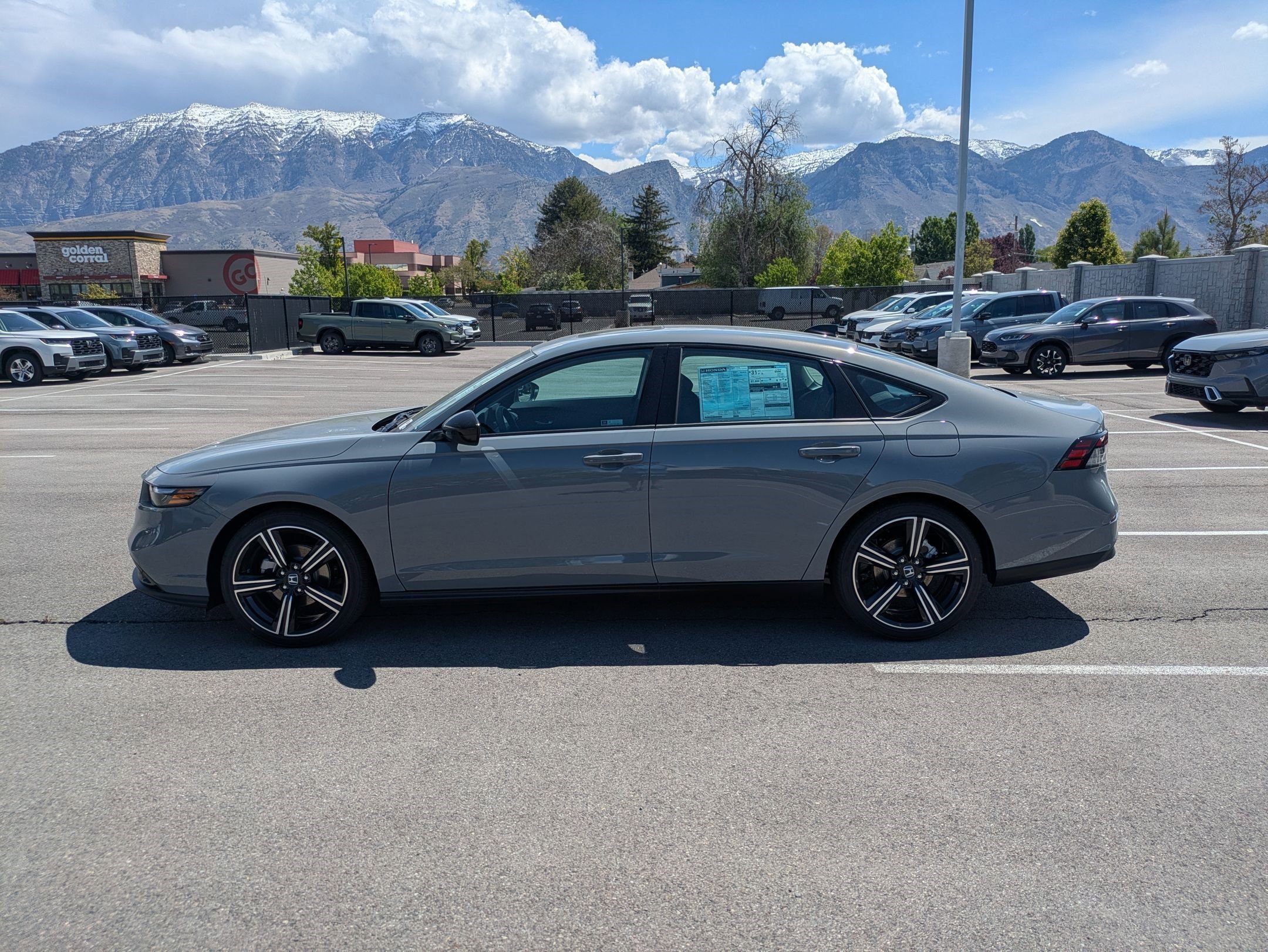 New 2026 Urban Gray Pearl Honda SE image 7