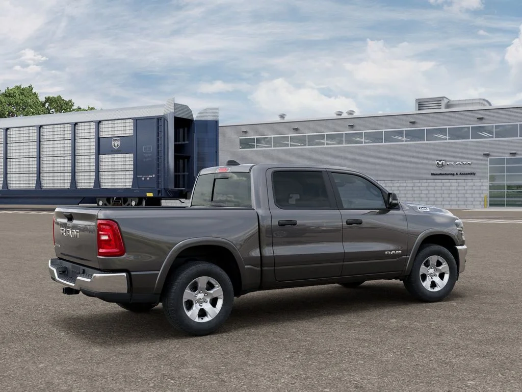 New 2026 Granite Crystal Metallic Clear-Coat Exterior Paint RAM Big Horn/Lone Star image 4