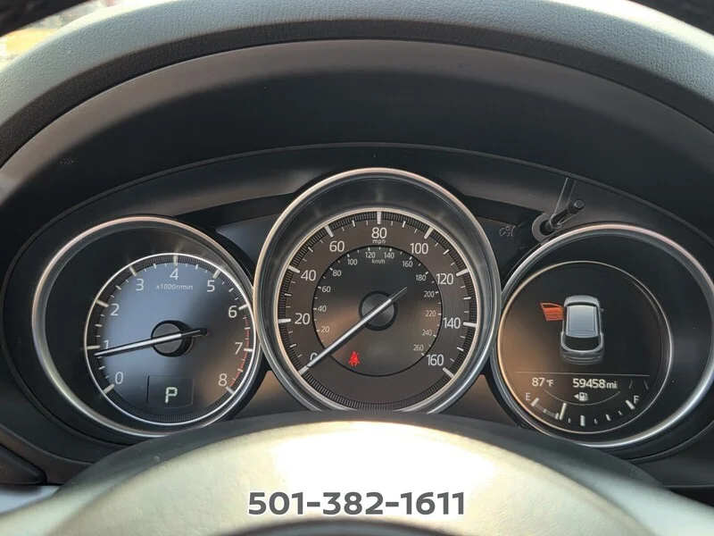 Used 2023 White Metallic MAZDA 2.5 S PREFERRED PACKAGE AWD image 30
