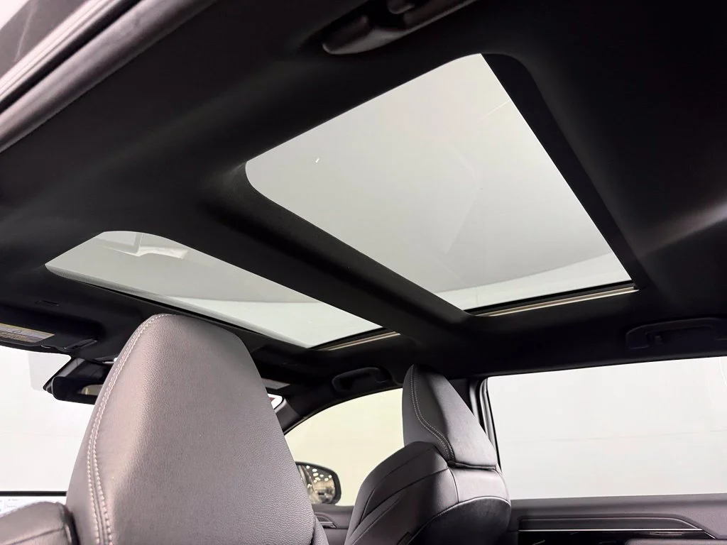 Certified Used 2025  Toyota XLE image 19