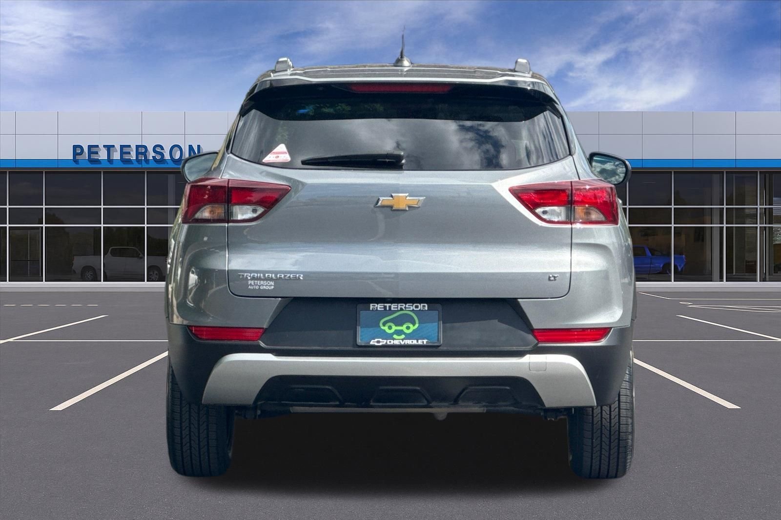 Used 2023 Gray Chevrolet LT image 5