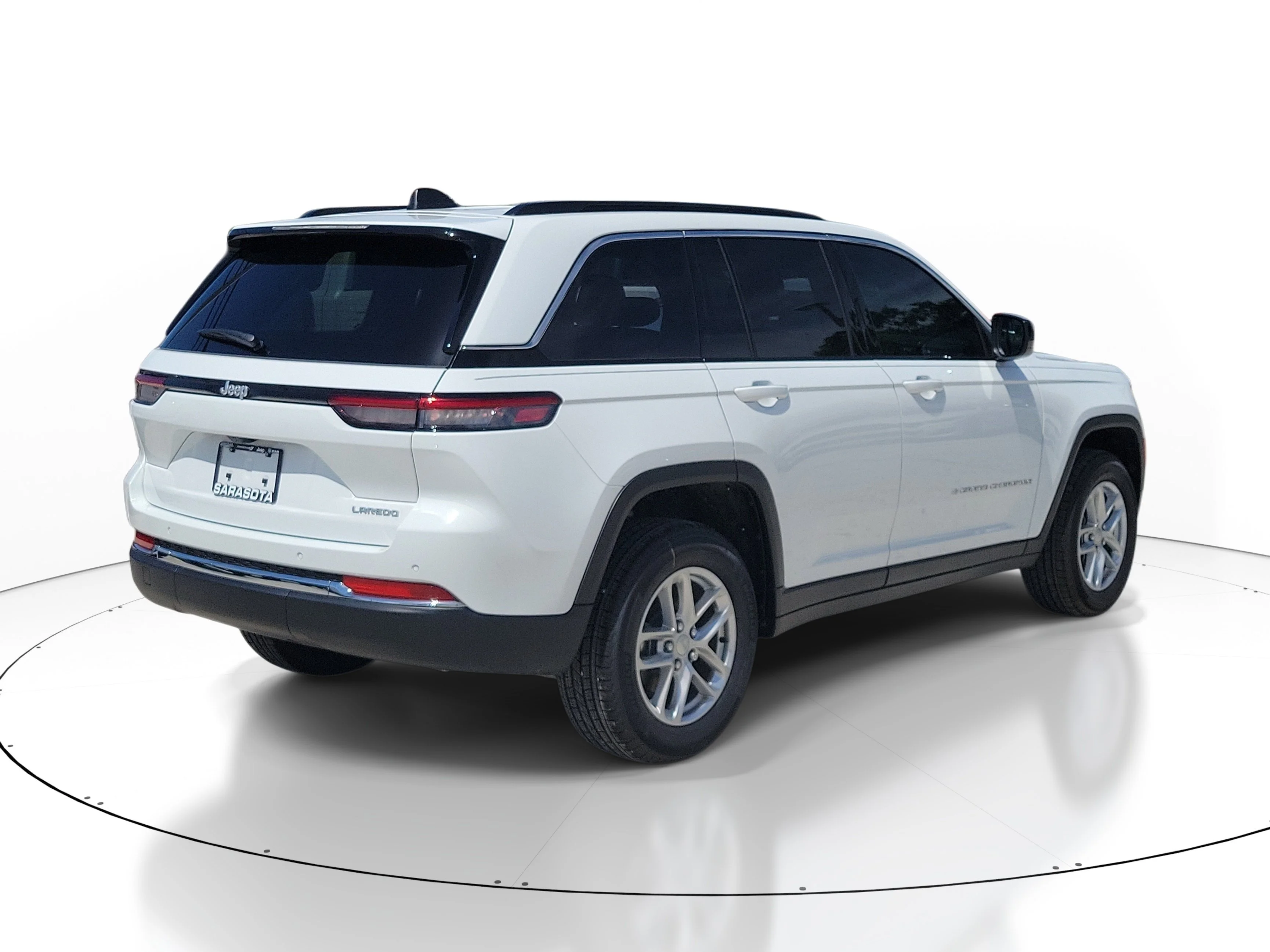 New 2026 Bright White Clearcoat Jeep Laredo X image 6