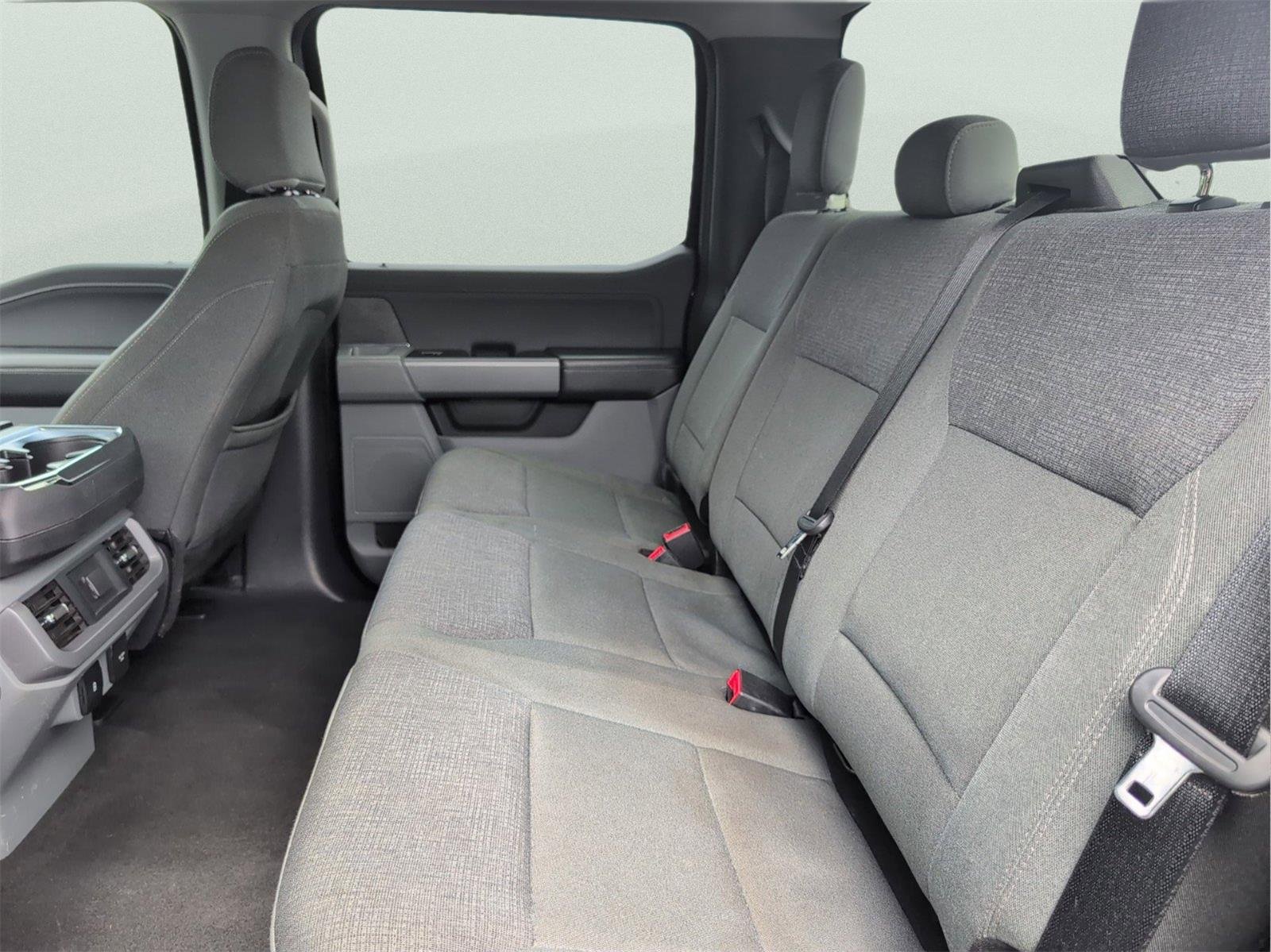 Used 2024 Agate Black Ford XLT image 32