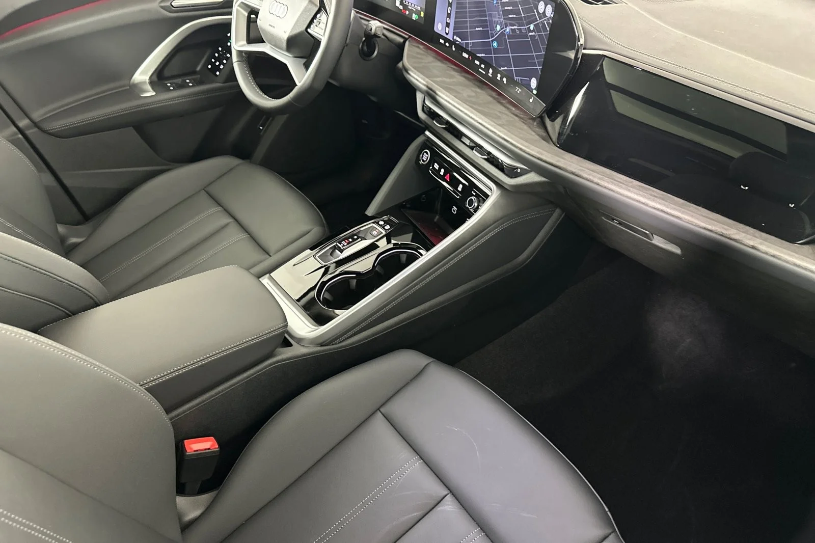 New 2026 Glacier White Metallic Audi Premium 2.0 TFSI quattro image 15