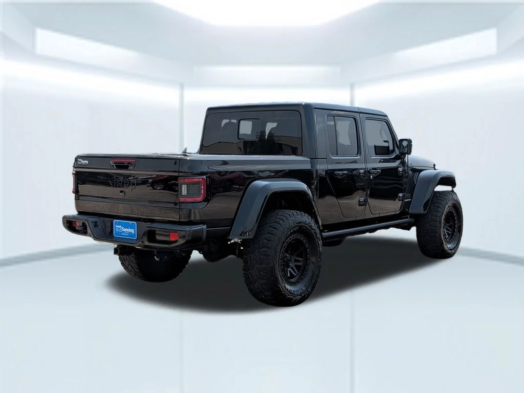 Used 2021 Black Jeep Overland image 6