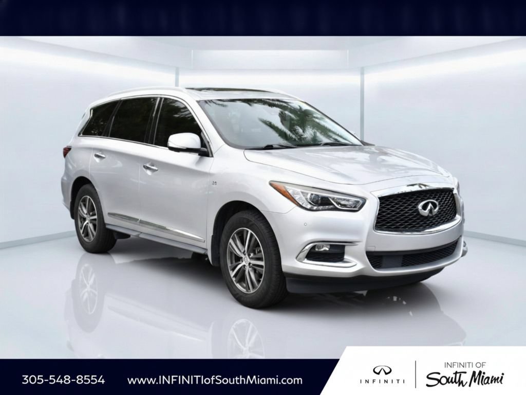 Certified Used 2019 Liquid Platinum INFINITI LUXE image 3