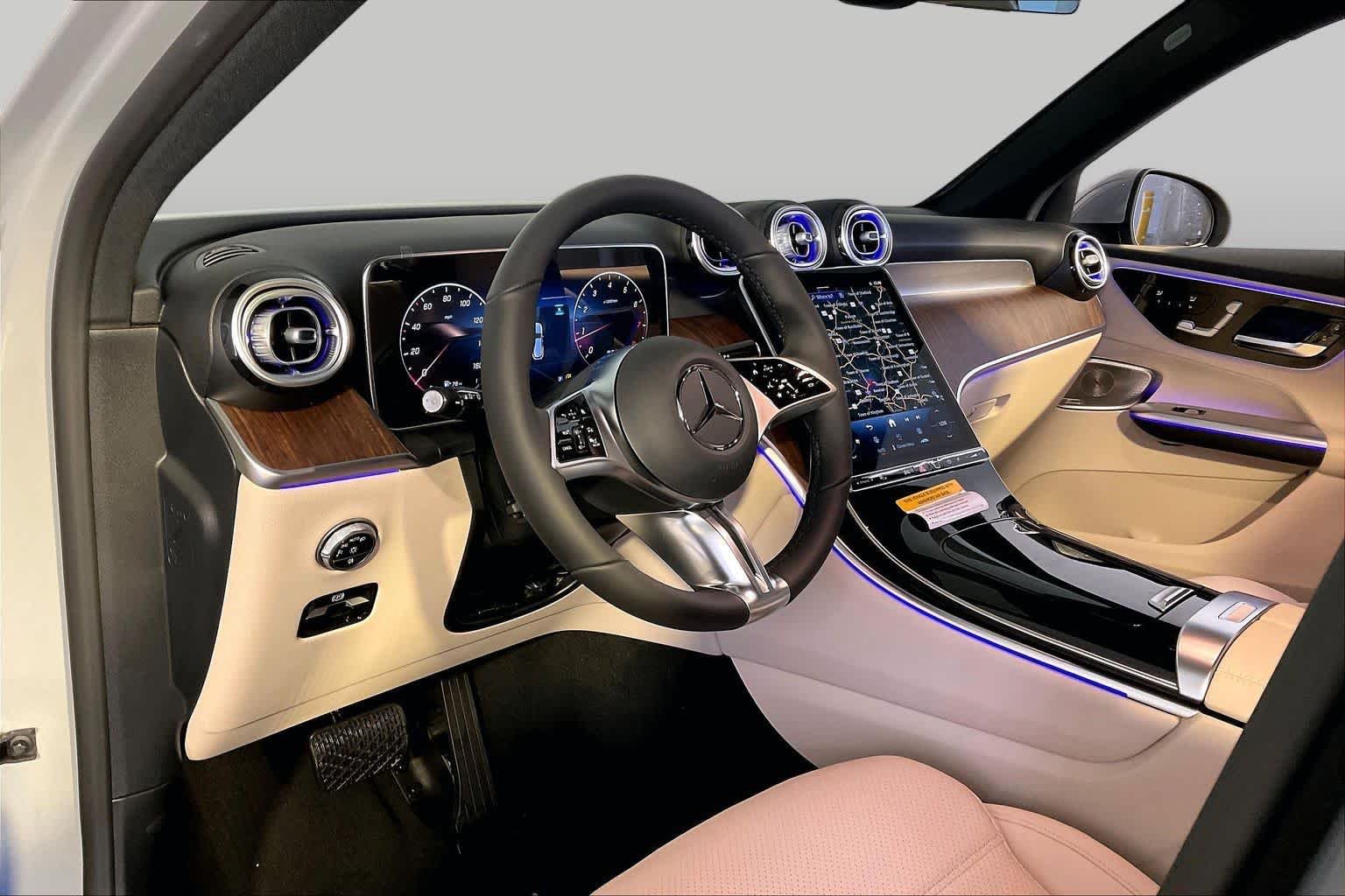 New 2027 MANUFAKTUR Alpine Grey Mercedes-Benz GLC 300 image 9