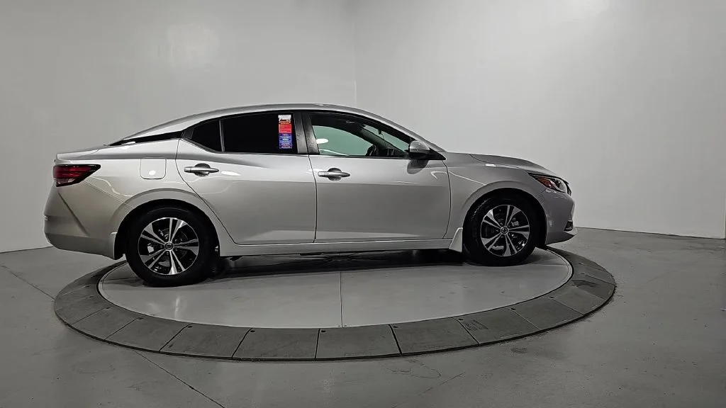 Used 2022 Silver Nissan SV image 7