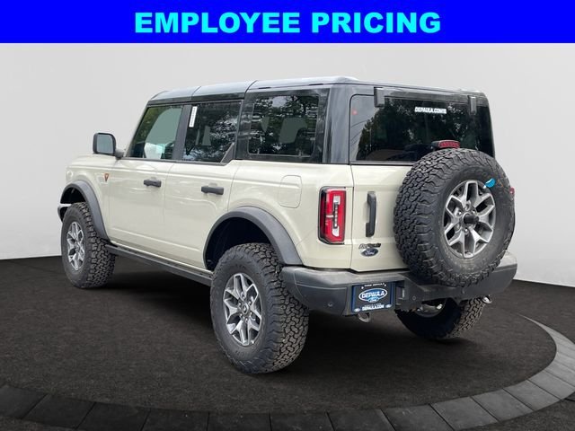 New 2025 Beige Ford Badlands image 3