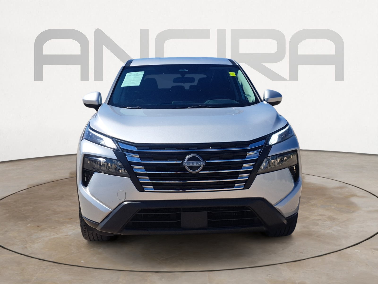 Used 2025 Brilliant Silver Metallic Nissan SV image 4