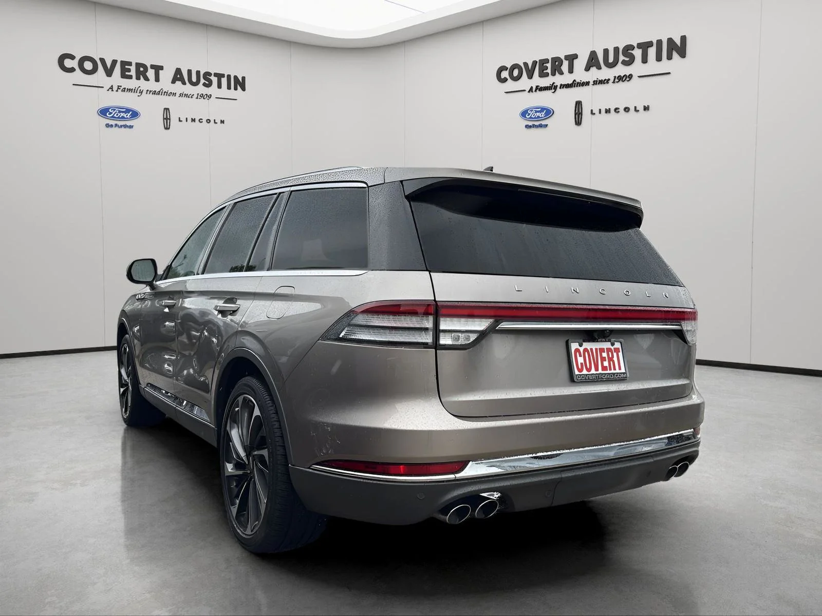 Used 2021 Brown Lincoln Reserve image 3