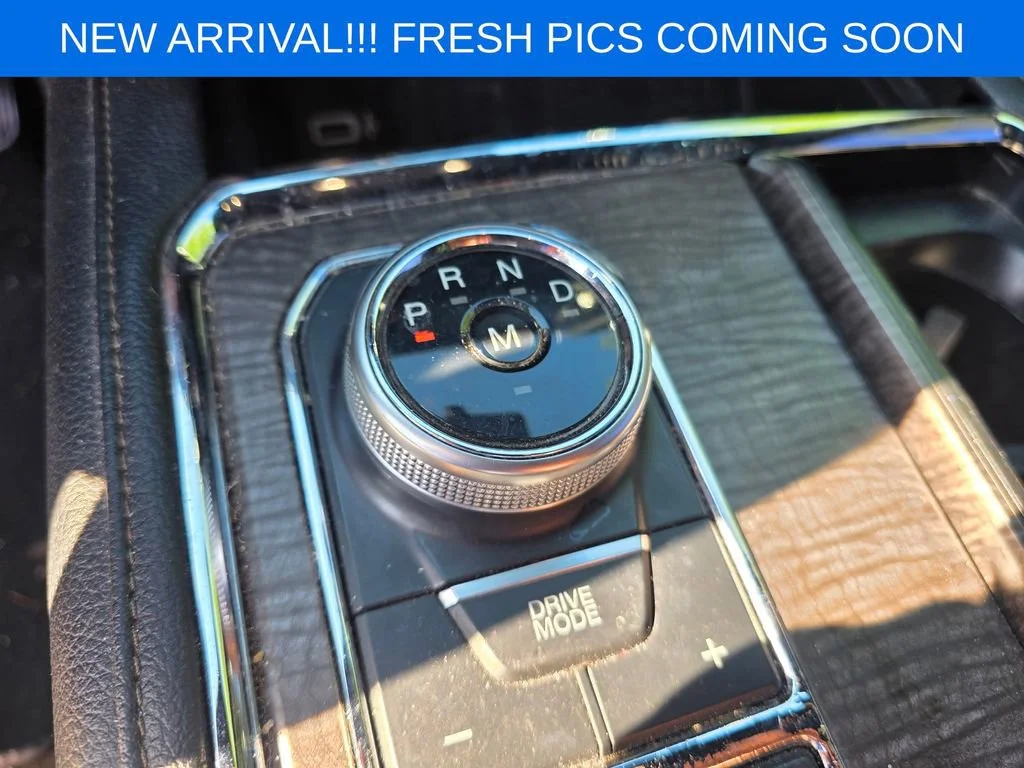 Used 2019 Black Ford Limited image 10