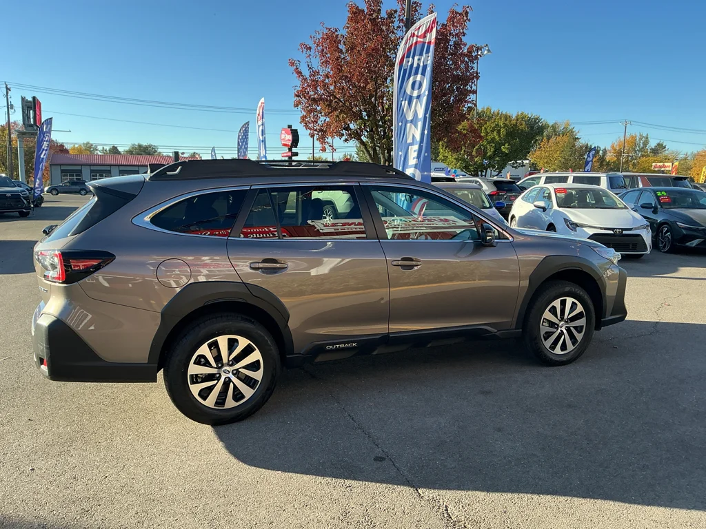 Used 2024 Brilliant Bronze Metallic Subaru Premium image 4
