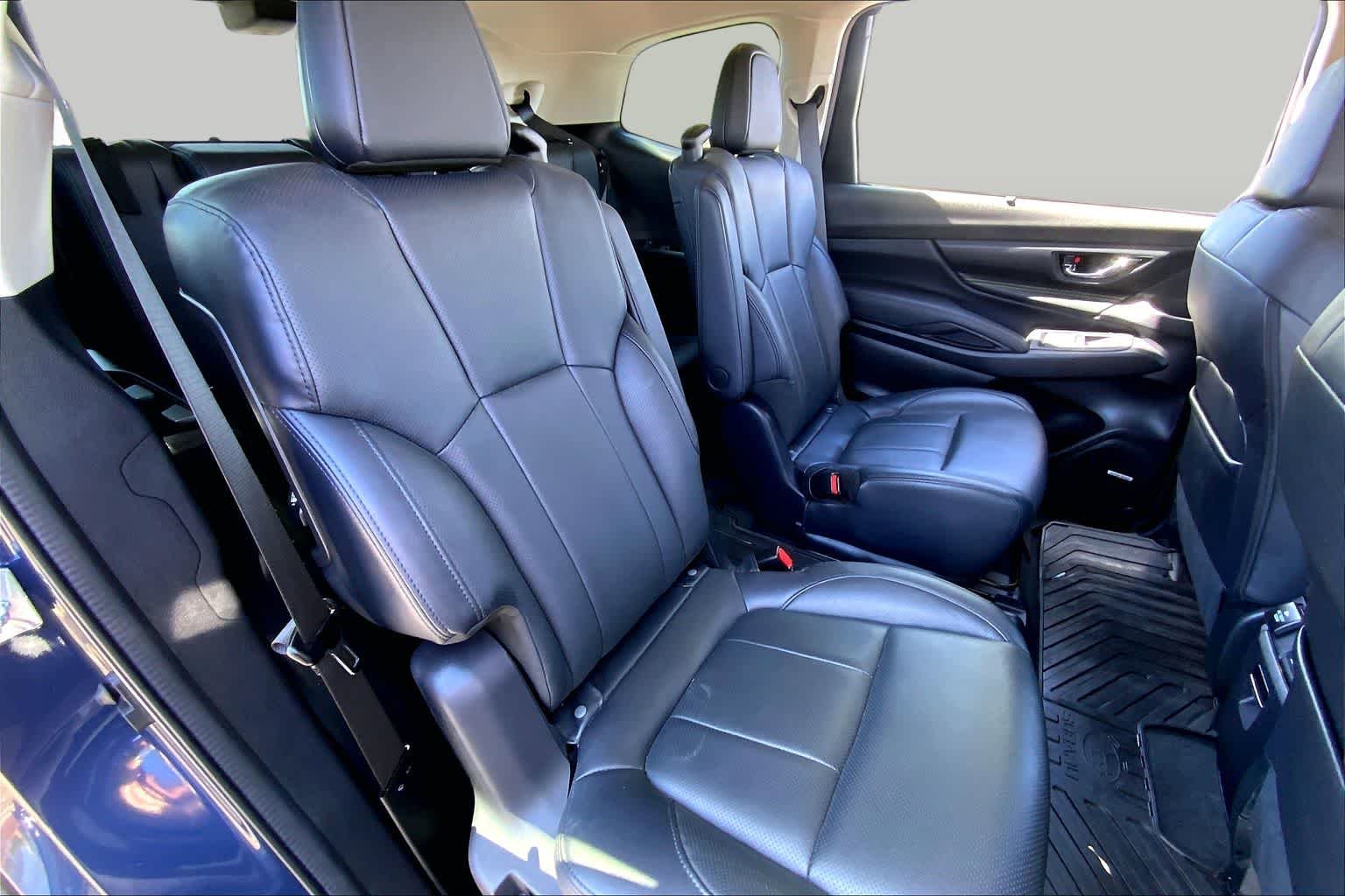 Used 2025 Cosmic Blue Pearl Subaru Onyx Edition Touring image 20