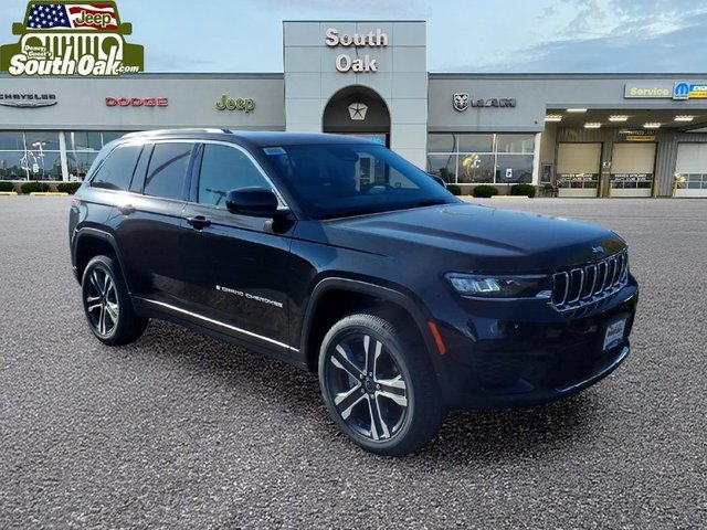 2027 Jeep Grand Cherokee Laredo X
