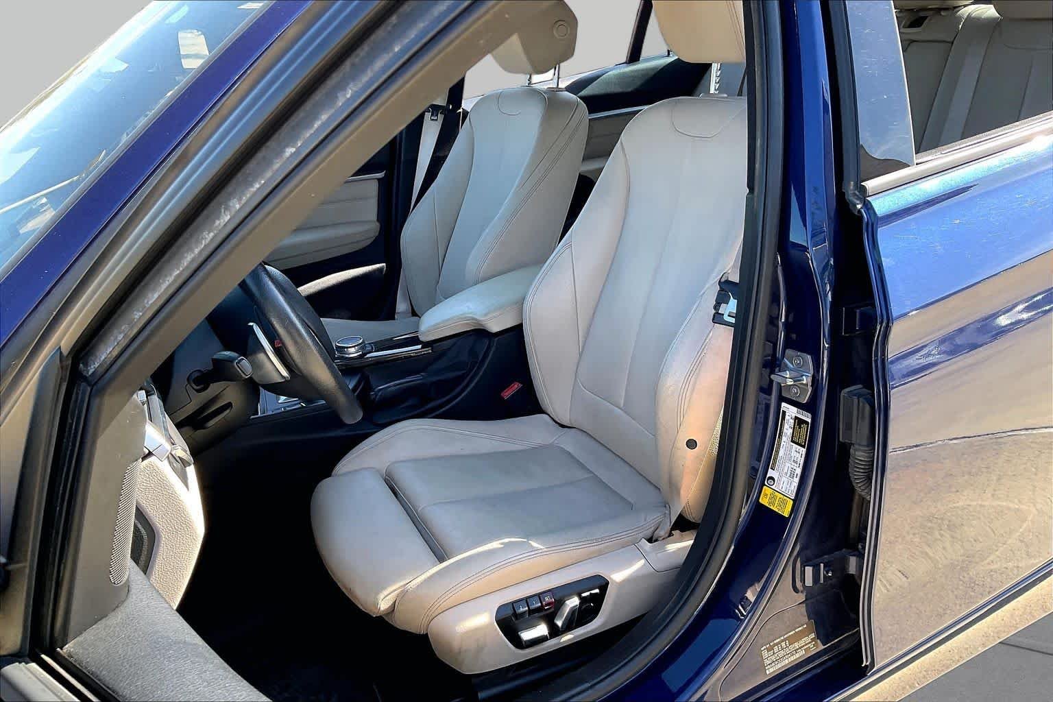 Used 2016 Mediterranean Blue Metallic BMW 328i image 8