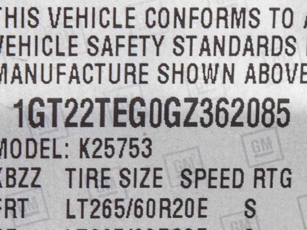 Used 2016 Crimson Red Tintcoat GMC SLT image 27
