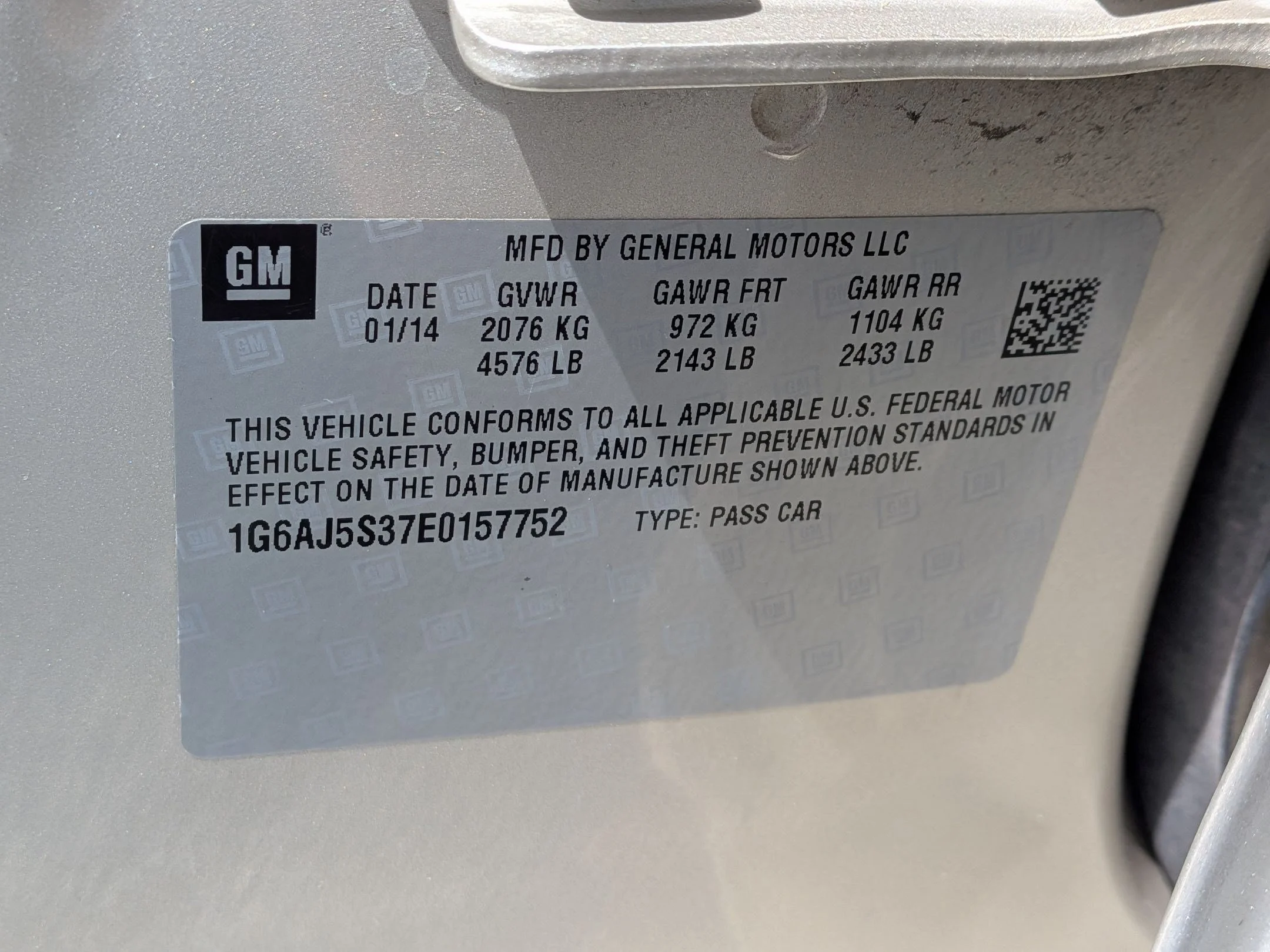 Used 2014 Silver Coast Metallic Cadillac Performance AWD image 31