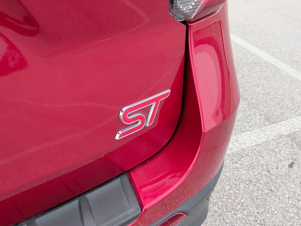 Used 2020 Rapid Red Metallic Tinted Clearcoat Ford ST image 48