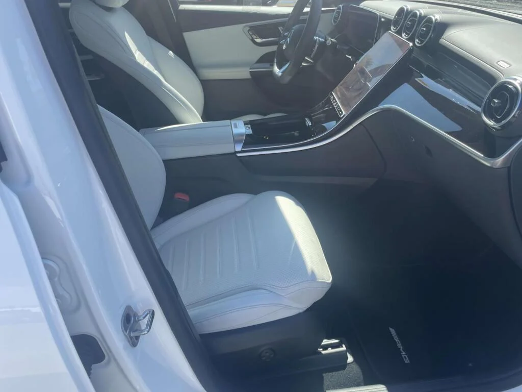 Certified Used 2024 Polar White Mercedes-Benz GLC 300 image 21