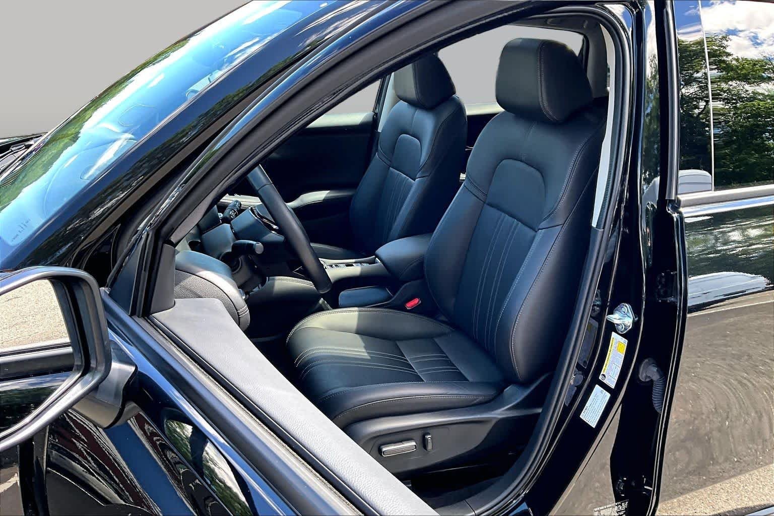 Used 2025 Crystal Black Pearl Honda EX-L image 9
