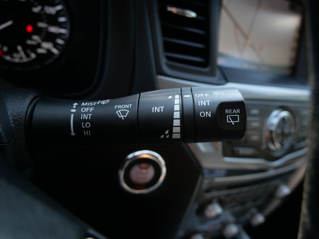 Used 2017 Beige Nissan SL image 21