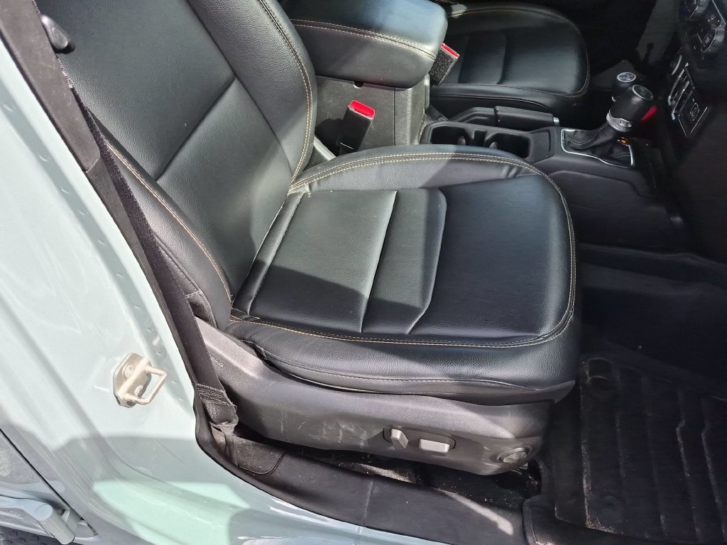 Used 2024 Gray Jeep Sahara 4xe image 27