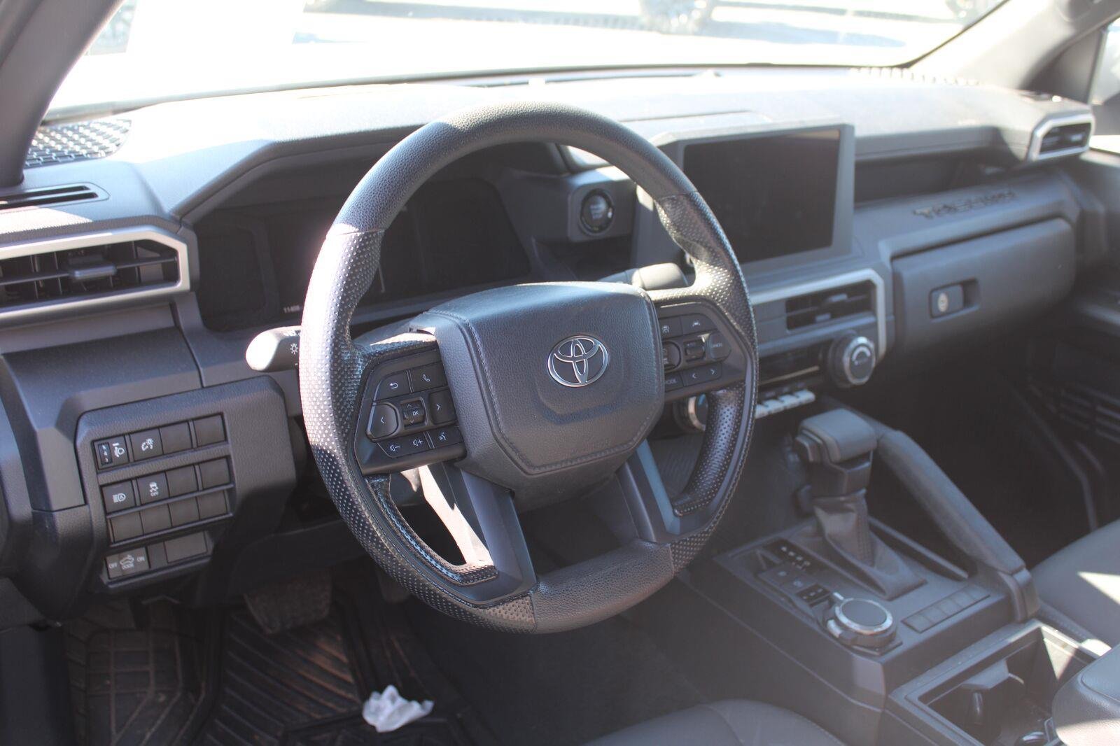 Used 2024 Ice Cap Toyota SR image 9