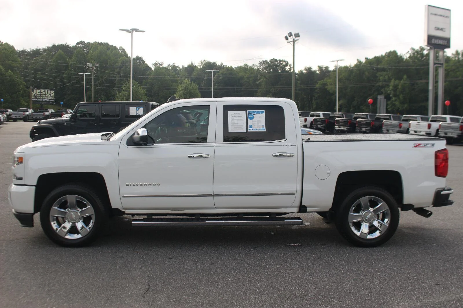 Used 2017 SUMMIT WHITE Chevrolet LTZ image 4