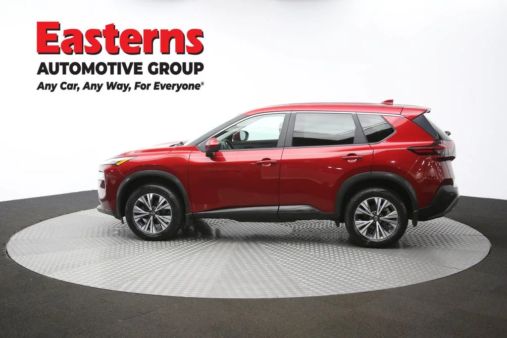 Used 2023 Red Nissan SV image 58
