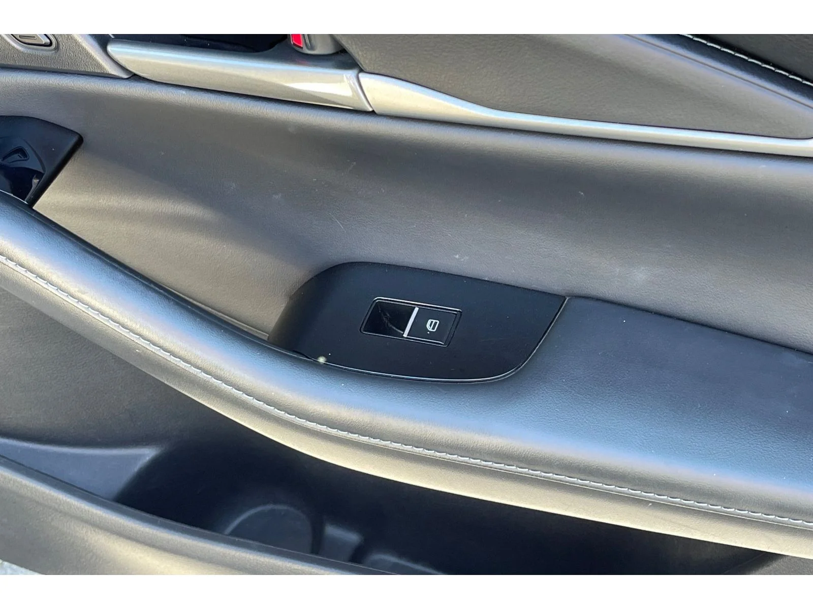 Used 2024 Platinum Quartz Metallic Mazda 2.5 S Select Sport image 22