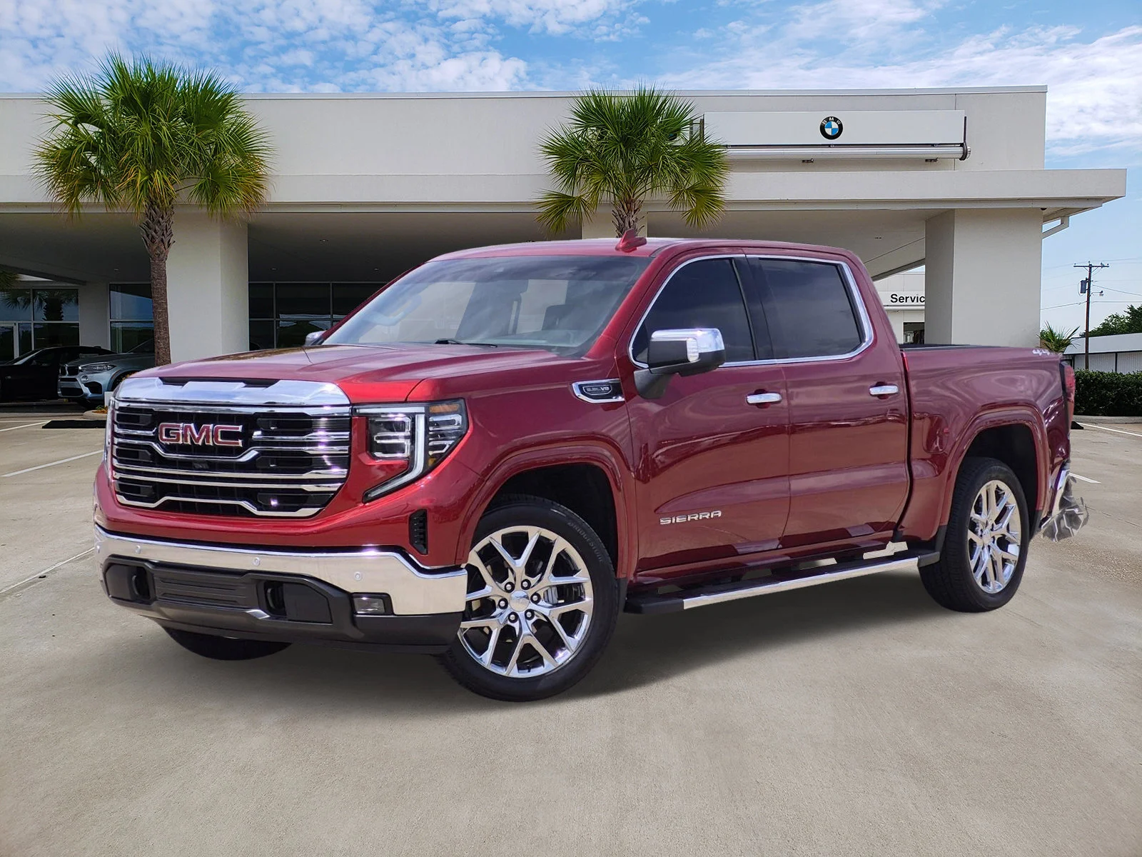 2025 GMC Sierra 4WD Crew Cab Short Box SLT's photo