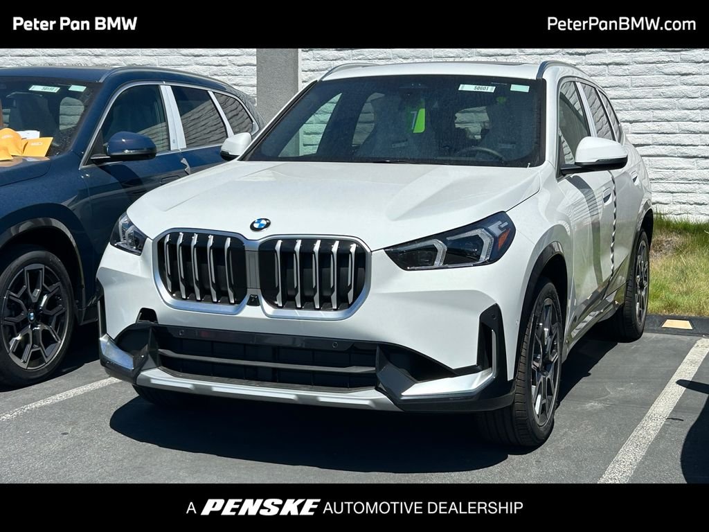 New 2026 Alpine White BMW xDrive28i image 1