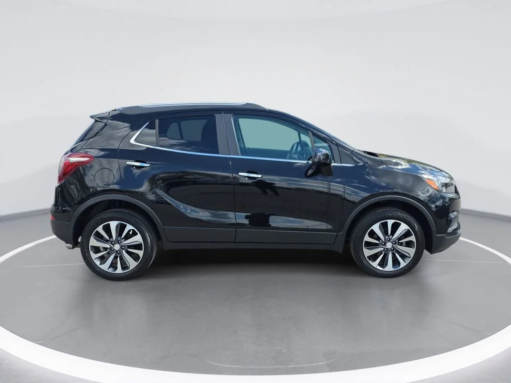 Certified 2022 Buick Encore Preferred with VIN KL4CJESM3NB563993 for sale in Westland, MI