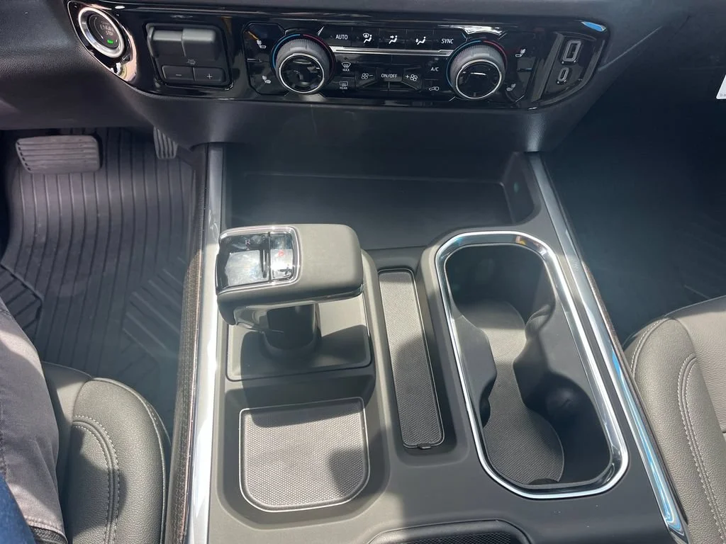 2026 Chevrolet Silverado 1500 LT Trail Boss - Photo 11