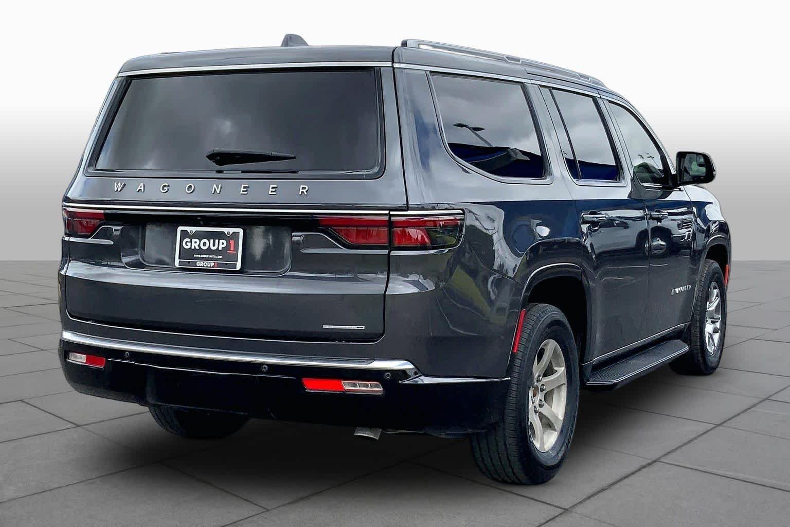 Used 2022 Baltic Gray Metallic Clearcoat Jeep Series I image 12