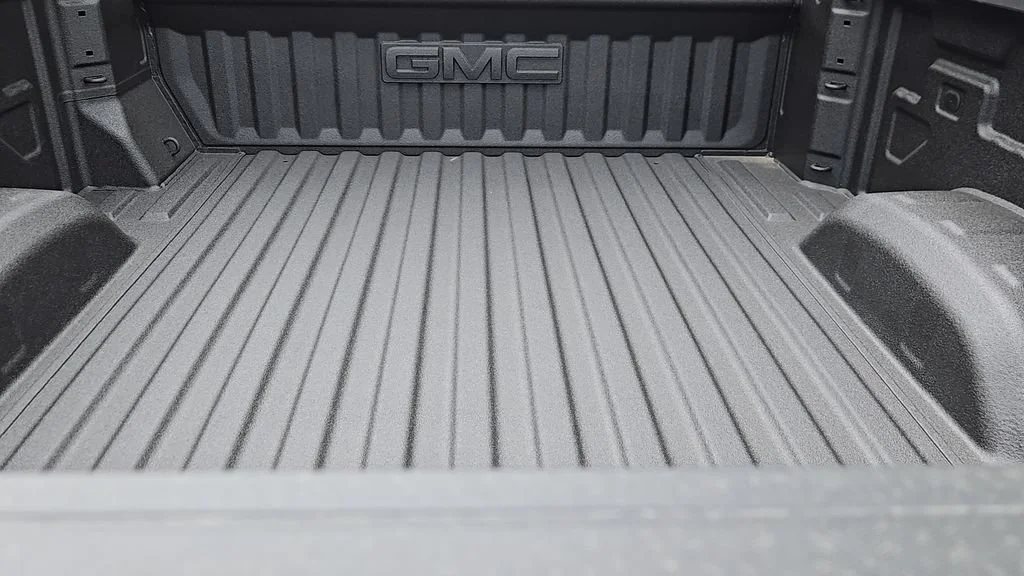 New 2026 Sterling Metallic GMC AT4 image 32