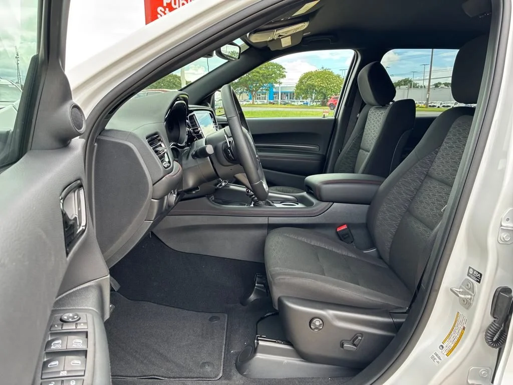2025 Dodge Durango R/T - Photo 10