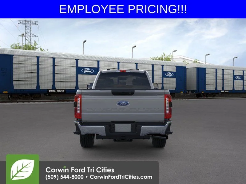 New 2026 Avalanche Ford XLT image 6