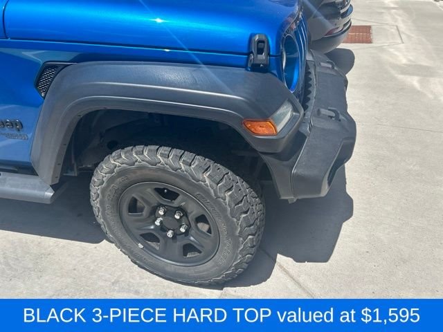 Used 2021 Blue Jeep Sport image 4
