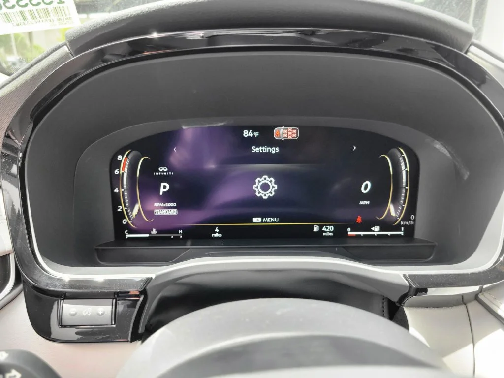 New 2027 MINERAL BLACK INFINITI Luxe FWD image 17