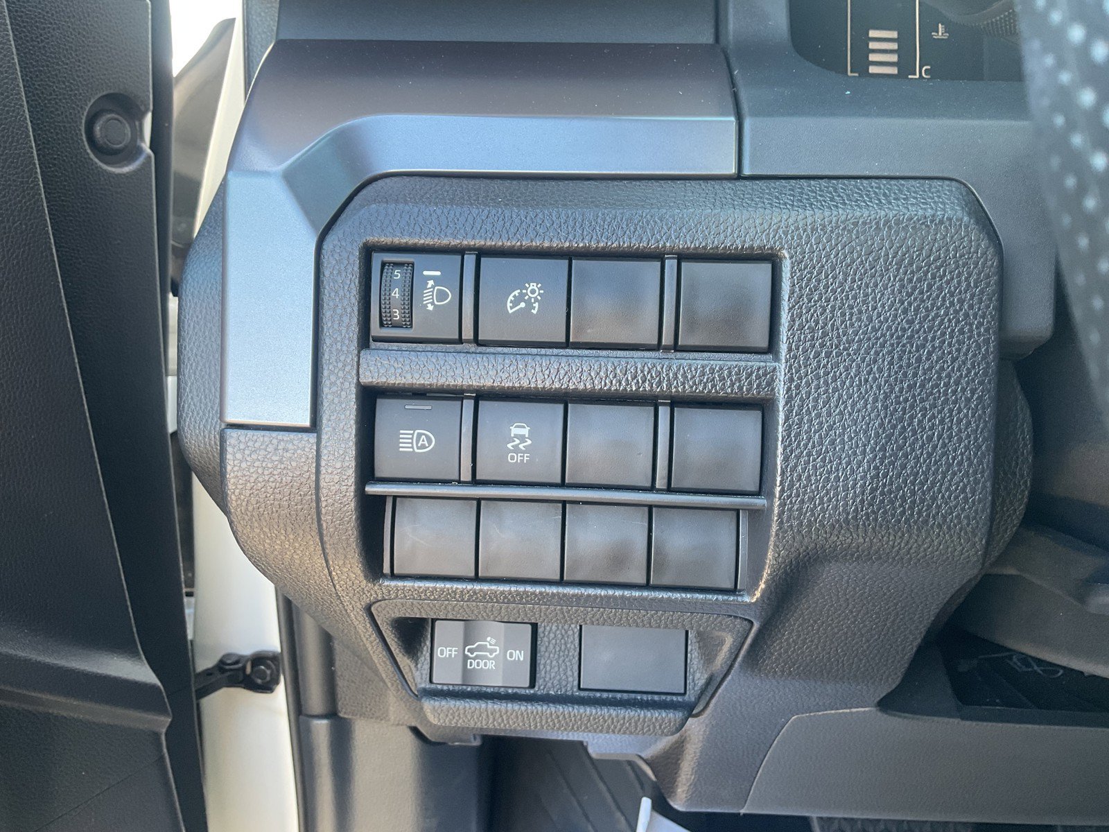 Certified Used 2025 Ice Cap Toyota SR5 image 21