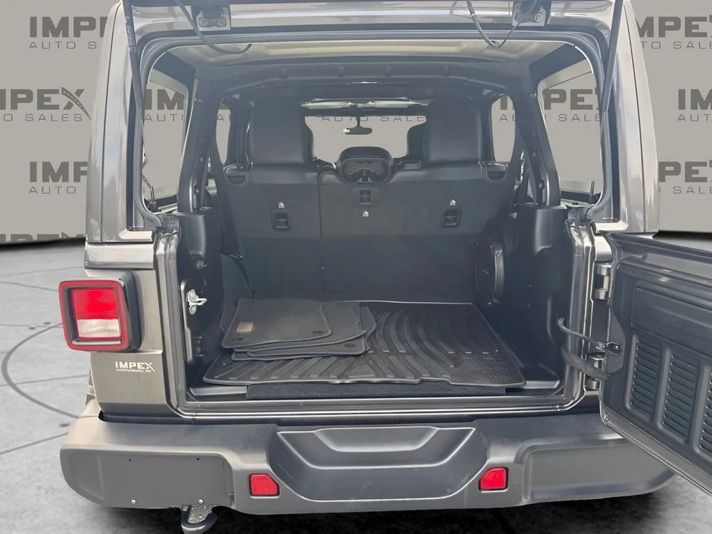 Used 2020 Gray Jeep Unlimited Sahara Altitude image 19